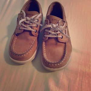 Kids sperry boat shoes